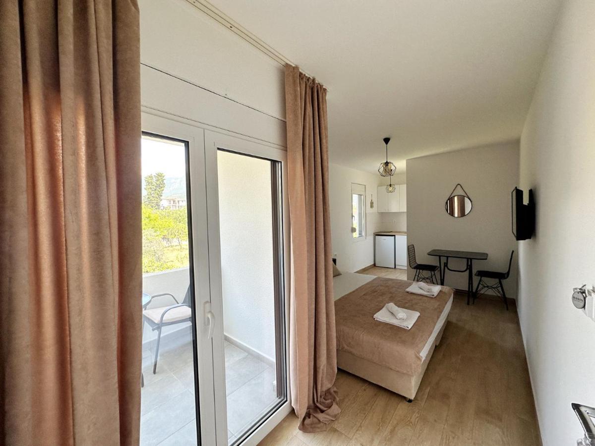 Danin Apartmani Bar Exterior foto